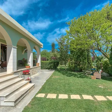 Casa Giardino Laganas